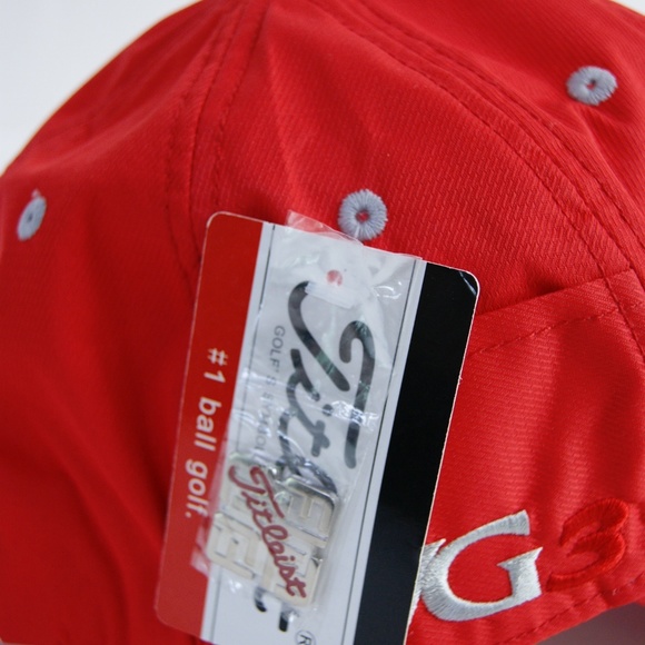 Titleist GOLF Cap RED HAT with ball marker - Picture 6 of 6